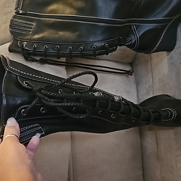 New Wedge back lace up boots - Picture 2 of 5